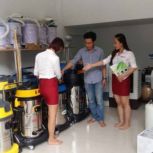 Máy hút bụi gia đình